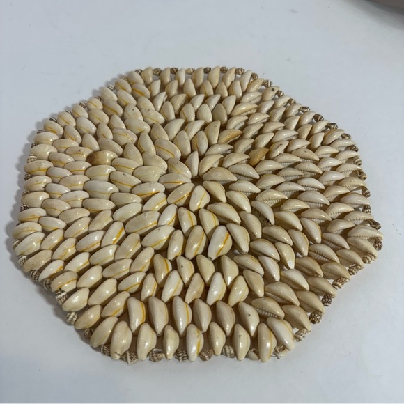 Vintage Glossy Conch Sea Shell Trivets Decorative Beach House Decor - Picture 1 of 5